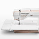 Husqvarna Viking Extension Table With Adjustable Guide (Epic 3) — vue du fabricant